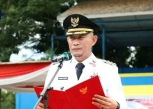 Wali Kota Lubuklinggau H Rachmat Hidayat ketika menjadi Inspektur upacara Hari Pahlawan 2025, beliau di kenal sosok sederhana dan memiliki jiwa dermawan yang tinggi.